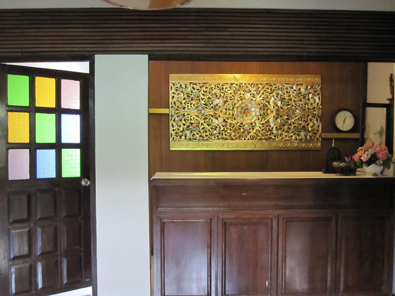 Rachamankha Flora House Hotel Chiang Mai Bagian luar foto